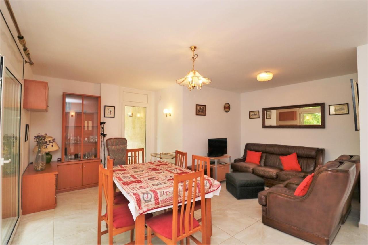 Apartamento Riera Ginjolers Rosas Exterior foto